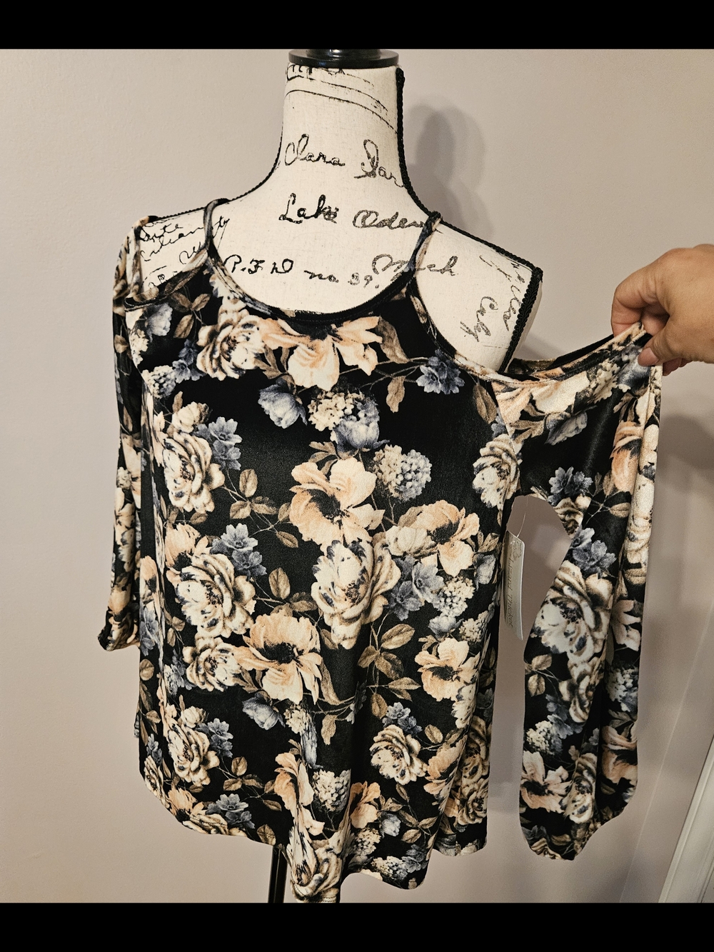 Cold-Shoulder Floral Long Sleeve Top - Black with Cream & Blue Flowers